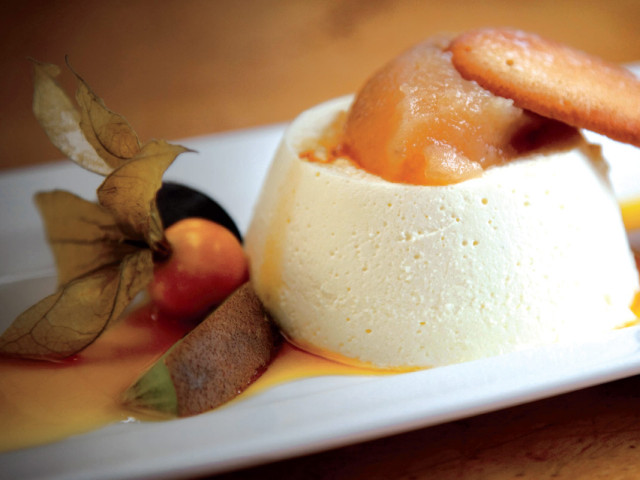 pannacotta with berries