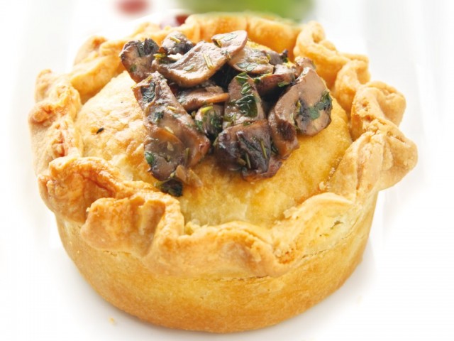 Braised Beef Brisket and Kidney Pie