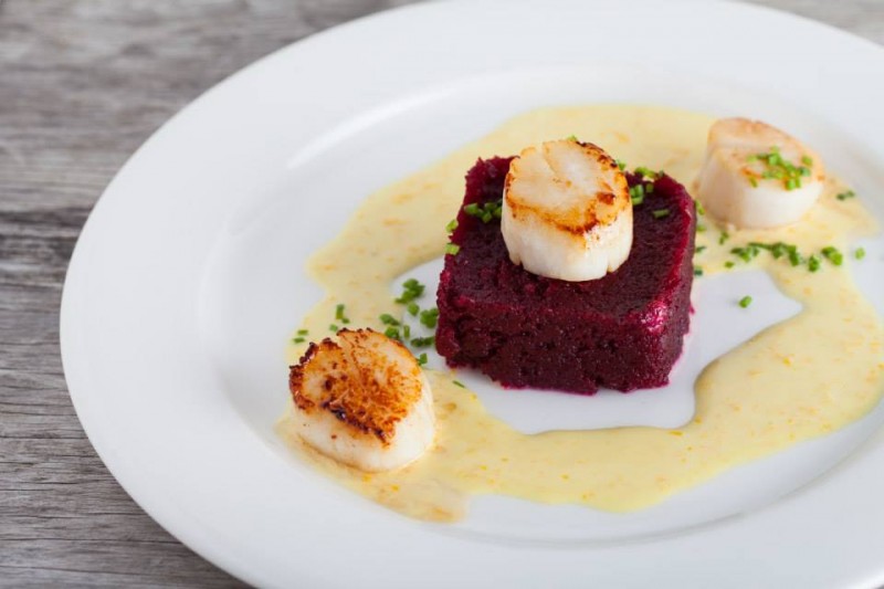 Seared Sea Scallops, Le Caveau Restaurant