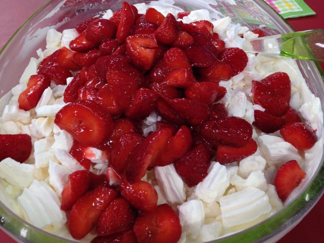 Mrs. MacGregor's Shortbreads recipe for Eton Mess