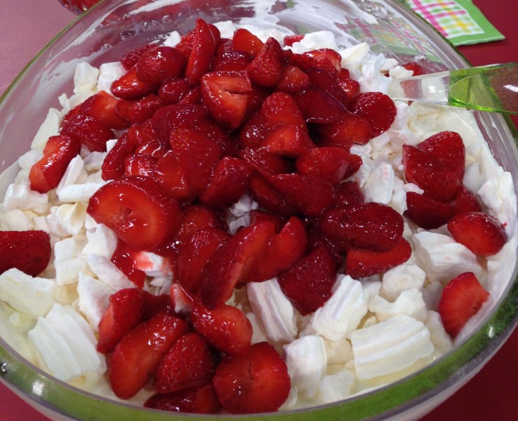 Mrs. MacGregor's Shortbreads recipe for Eton Mess