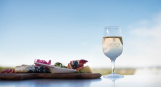 Photo of: Luckett Vineyards