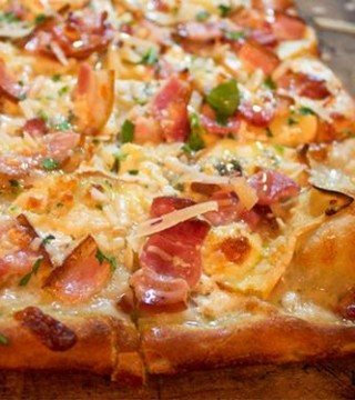 Bramoso - Apple Pizza