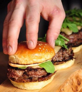 photo of 2 doors down burger week