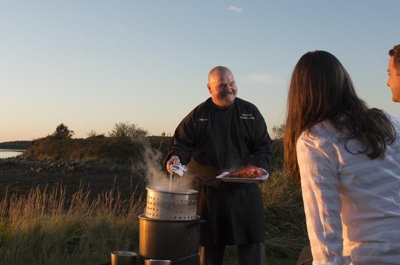 Photo of: Ye Olde Argyler Lodge Lobster Boil at Sunset