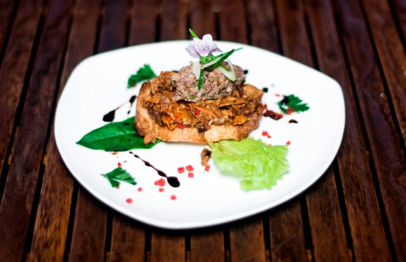 Photo of: Tartar & Chanterelle Mateus Bistro