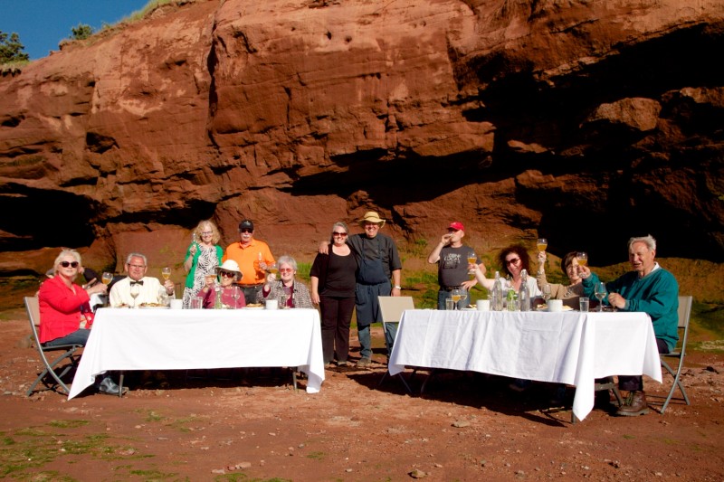 Photo of: Dining on the Ocean Floor