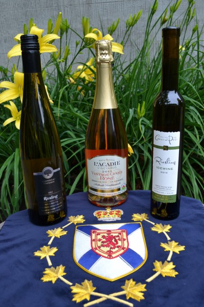 Photo of: LIEUTENANT-GOVERNOR--Three Wines Receive Award for Excellence