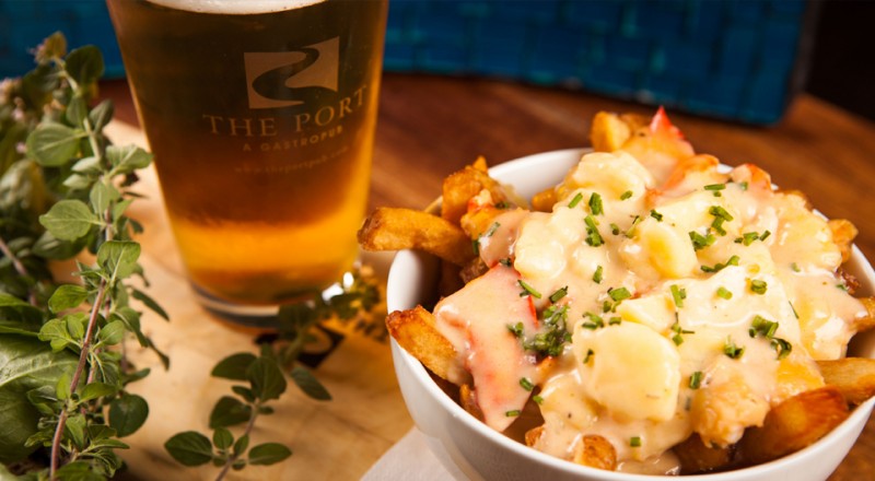 Port Pub Lobster Poutine