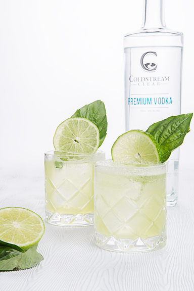 Two cocktails 