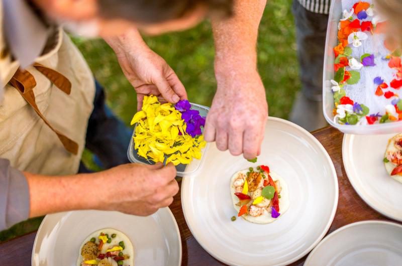 Plating food at Le Caveau