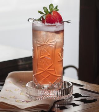 la vie en rose cocktail