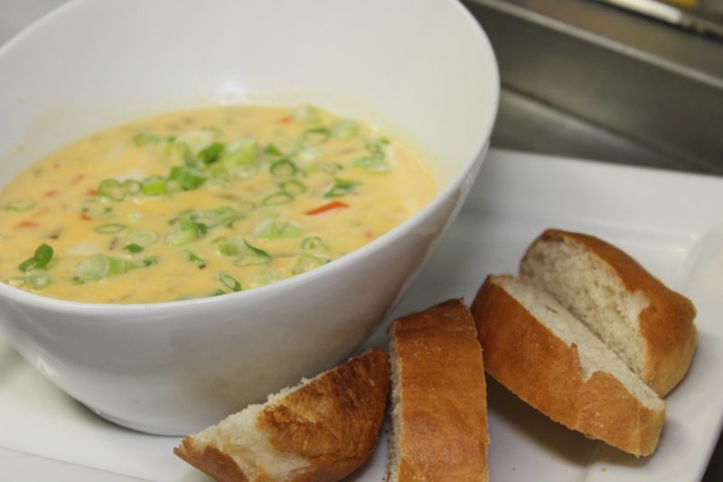 Argyler lodge chowder with bread