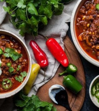 Picture of Chili recipe with veggies surrounding it