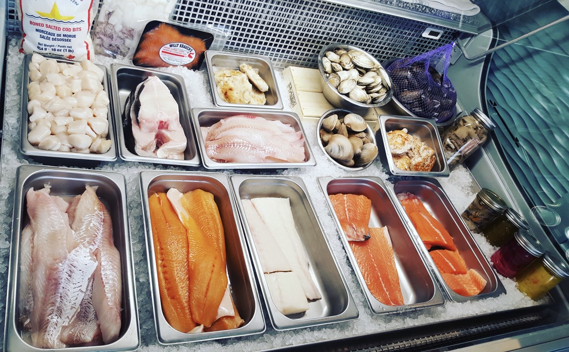 A photo of fresh Nova Scotia seafood in the display case at Dory Mates Seafood Shop.