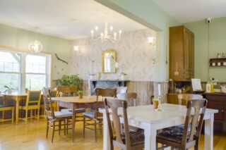 Photo of a set dining room at Chanterelle 